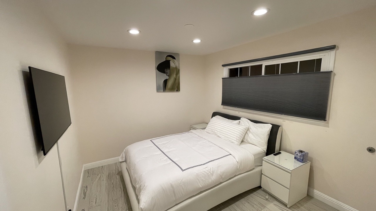 Photo of Bedroom in Canoga Park