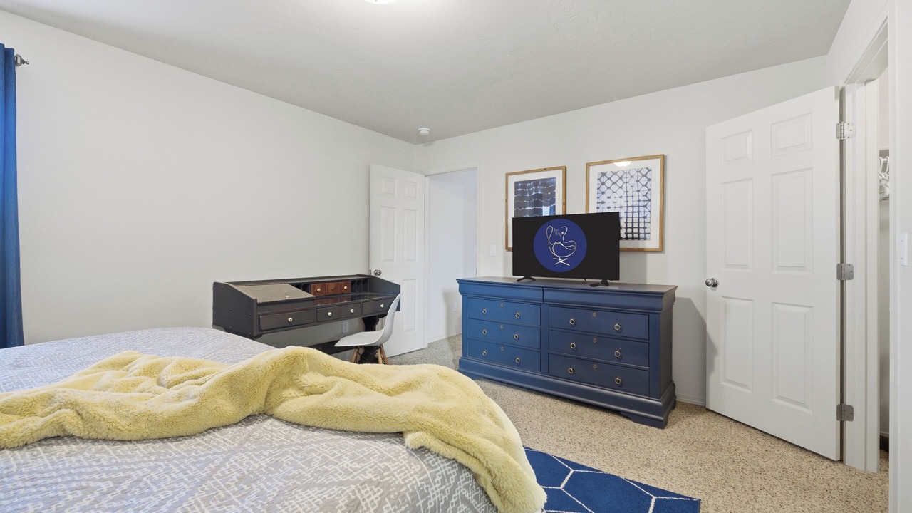 Photo of Bedroom in Alamogordo
