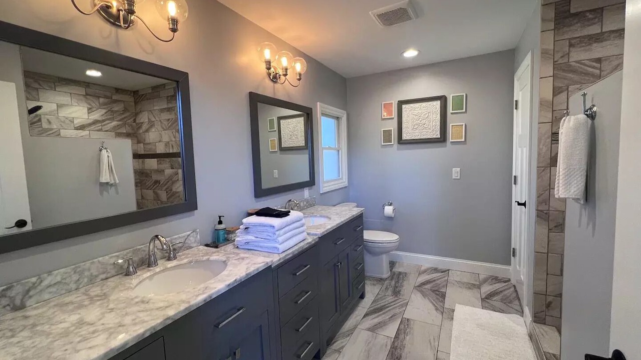 Photo of Bathroom in Port Huron
