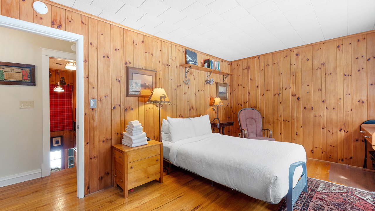 Photo of Bedroom in Chestertown