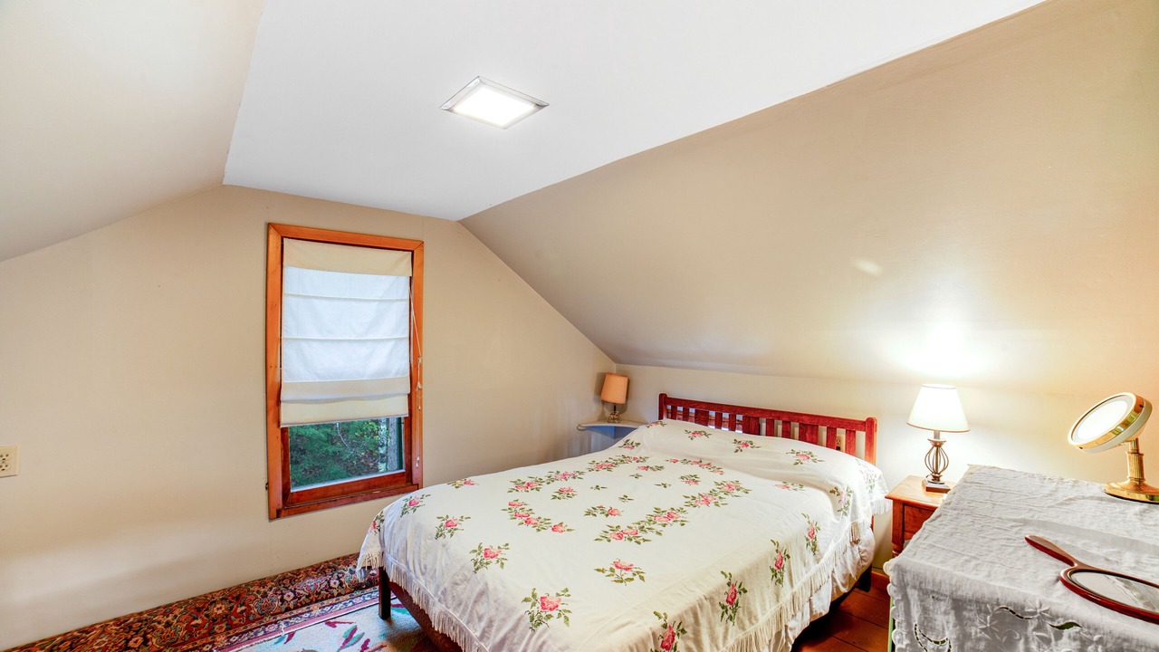 Photo of Bedroom in Chestertown