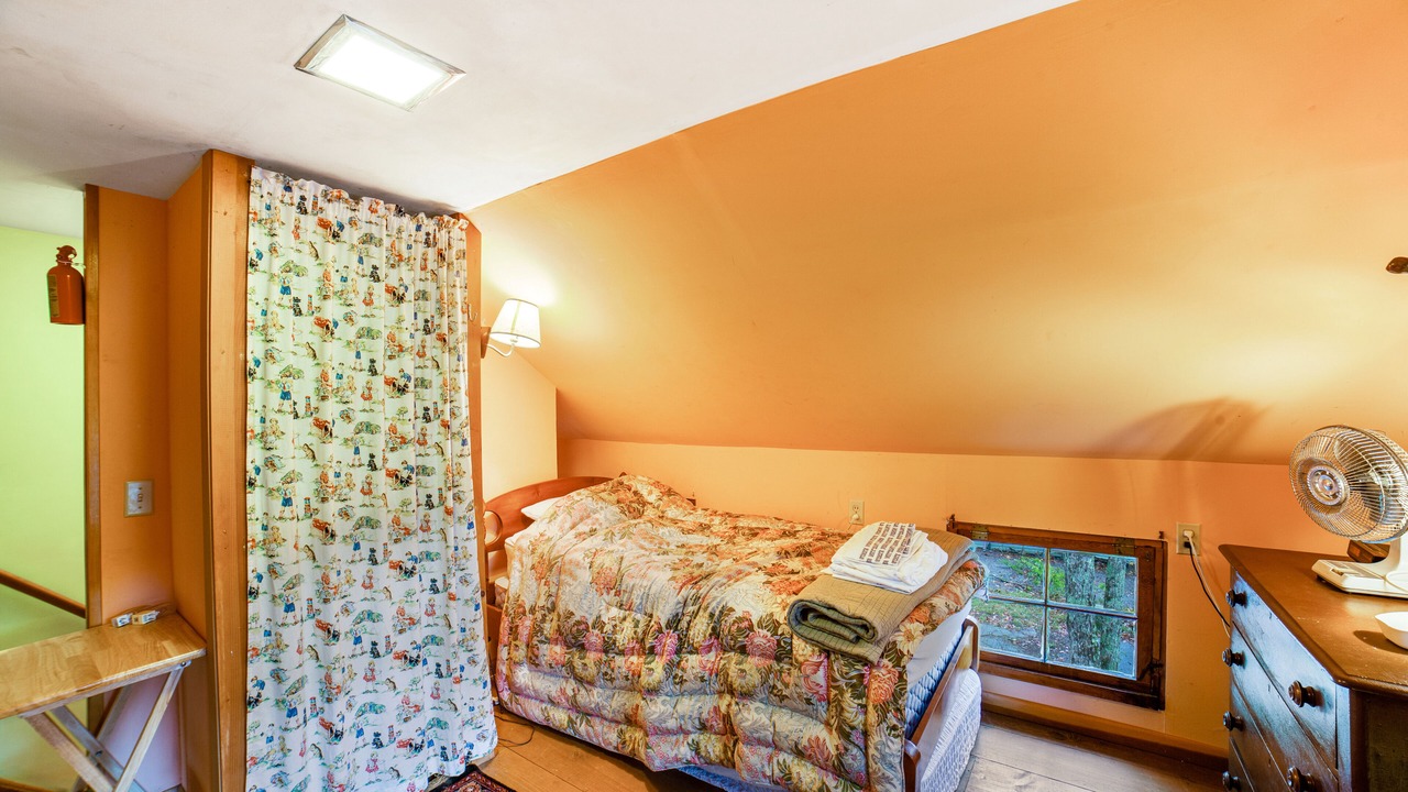 Photo of Bedroom in Chestertown