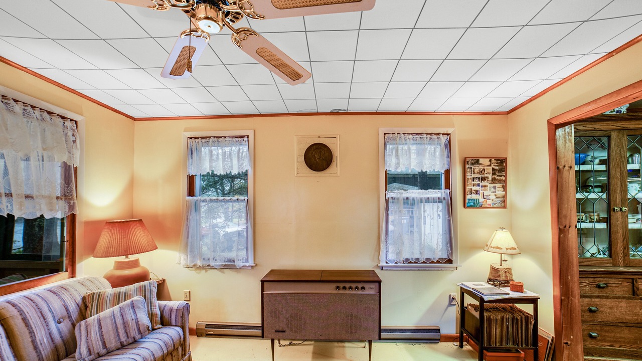 Photo of Livingroom in Chestertown