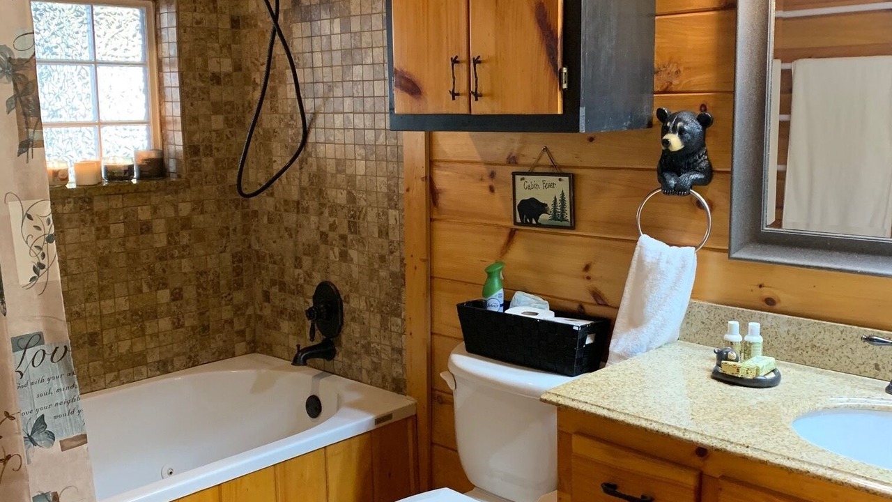 Photo of Bathroom in Murphy