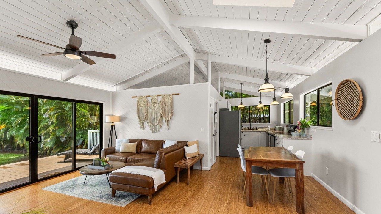 Photo of Others in Pauwela