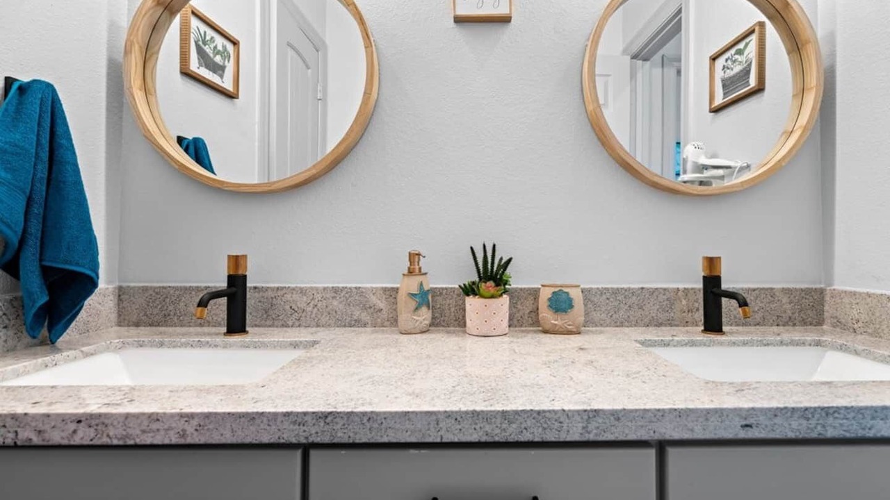 Photo of Bathroom in Highlands