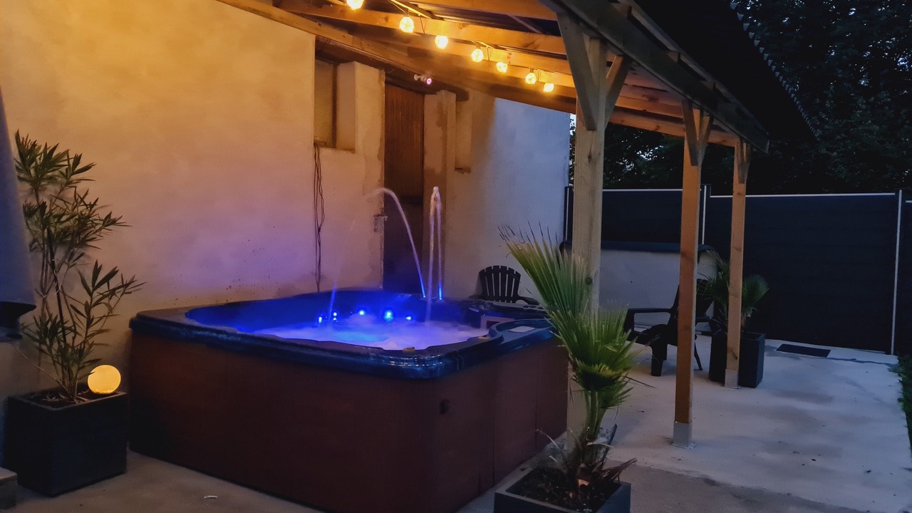 Photo of Outdoor in Changey