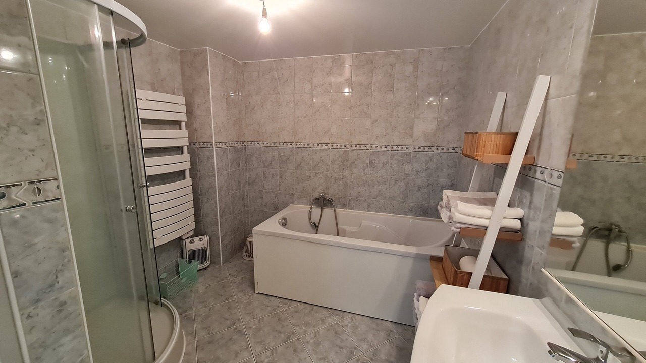 Photo of Bathroom in Changey