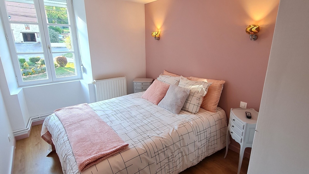 Photo of Bedroom in Changey