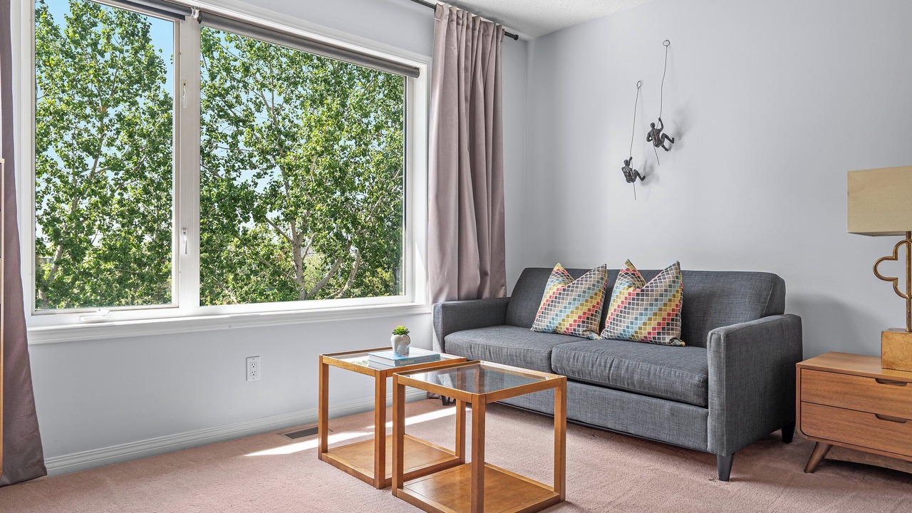 Photo of Livingroom in Southeast Calgary