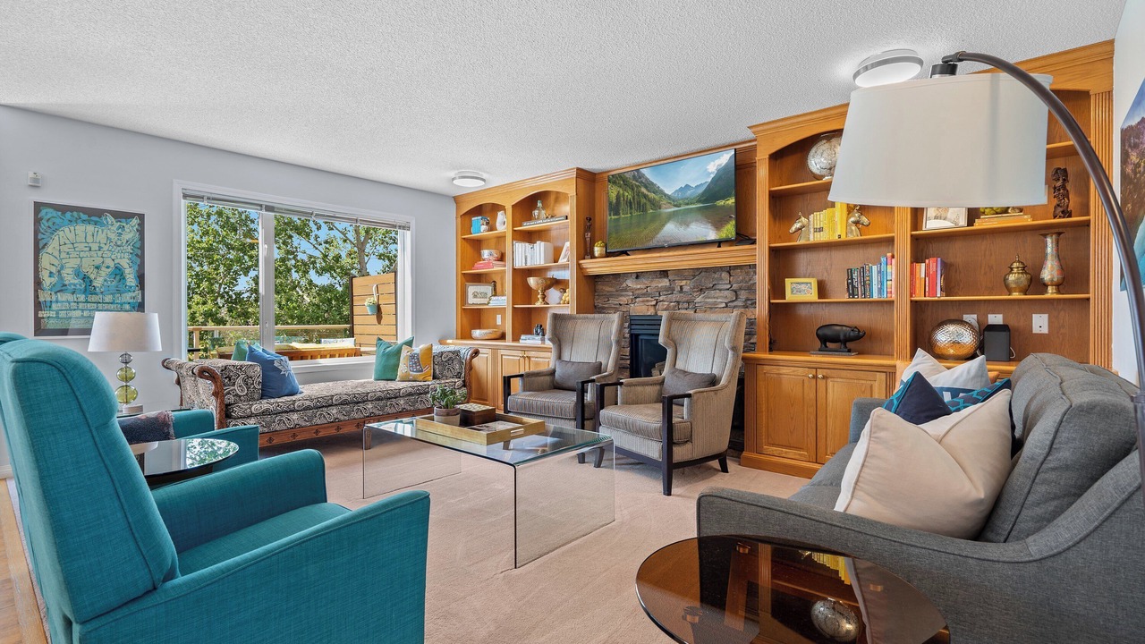 Photo of Livingroom in Southeast Calgary