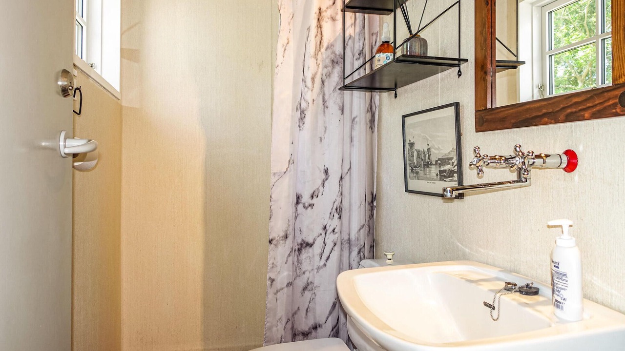 Photo of Bathroom in Balka