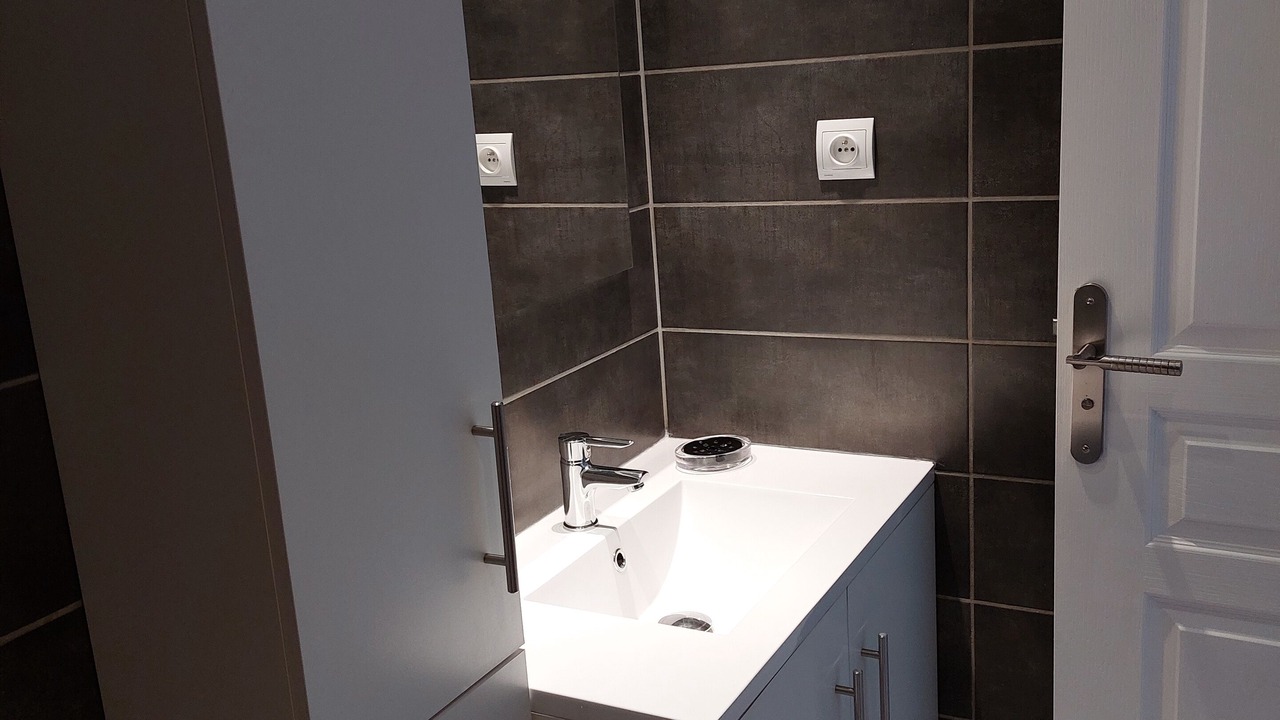 Photo of Bathroom in Saint-Romain-de-Jalionas