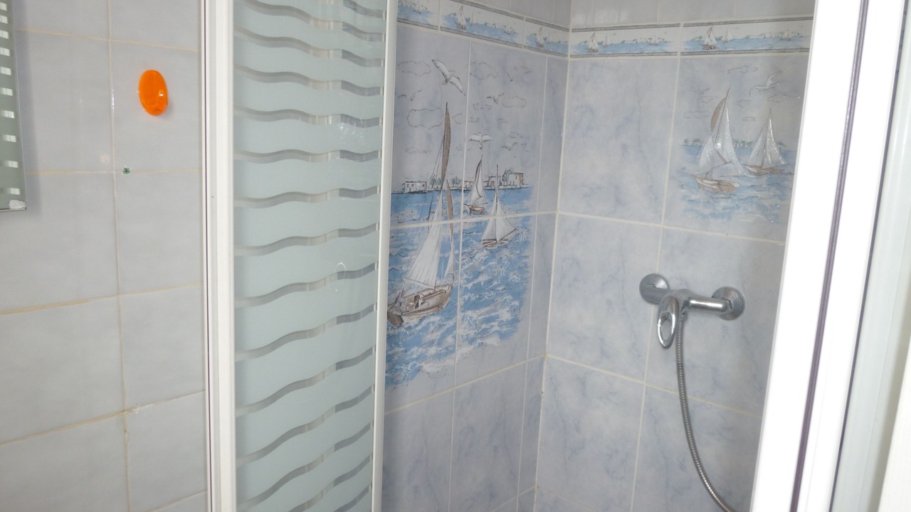 Photo of Bathroom in Frontignan