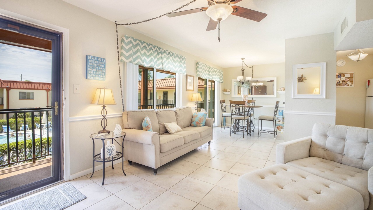 Photo of Livingroom in Clearwater-St. Pete Beaches