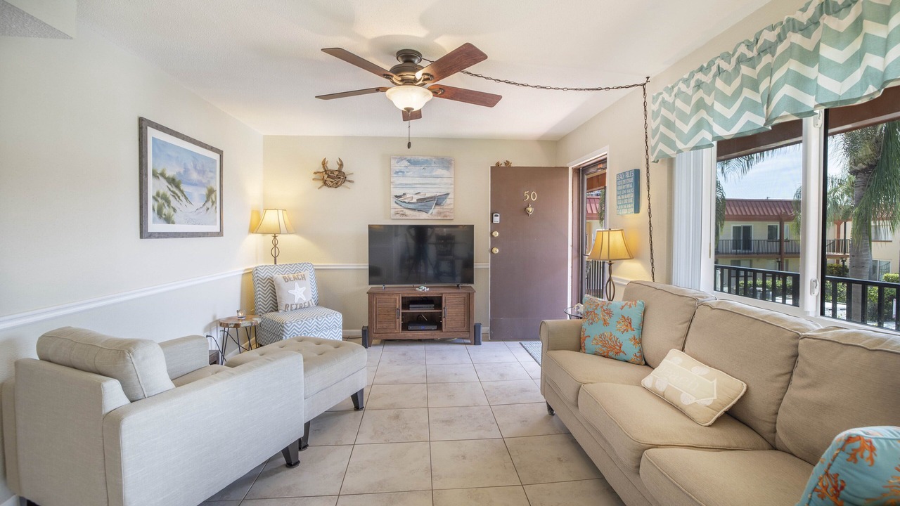 Photo of Livingroom in Clearwater-St. Pete Beaches