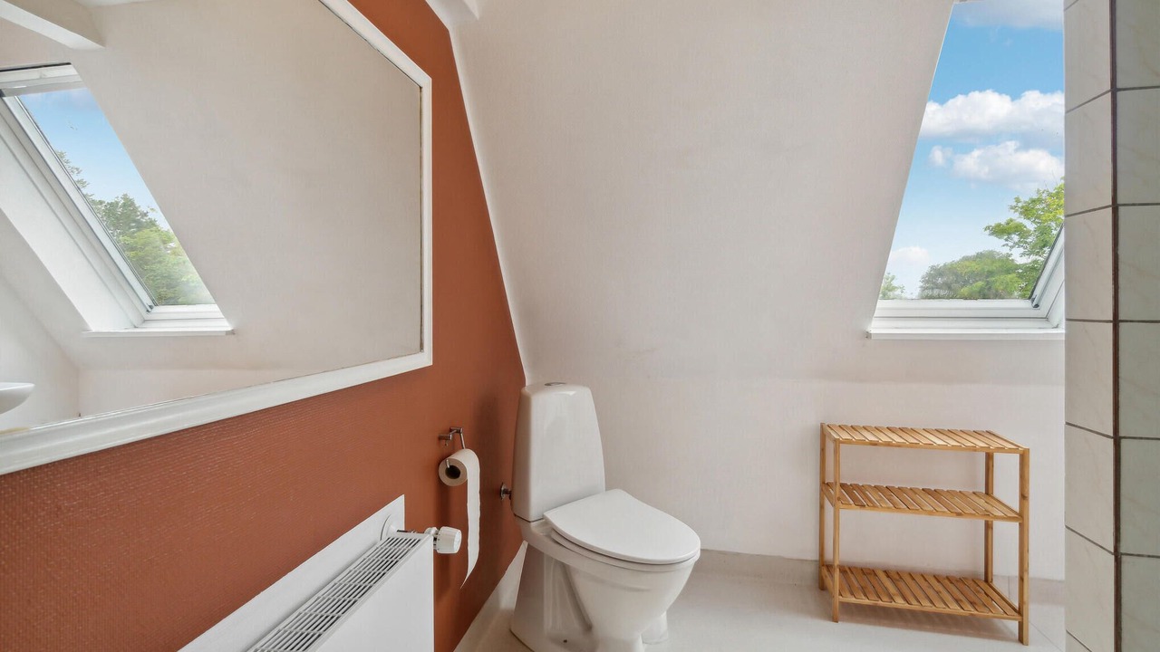 Photo of Bathroom in Follenslev