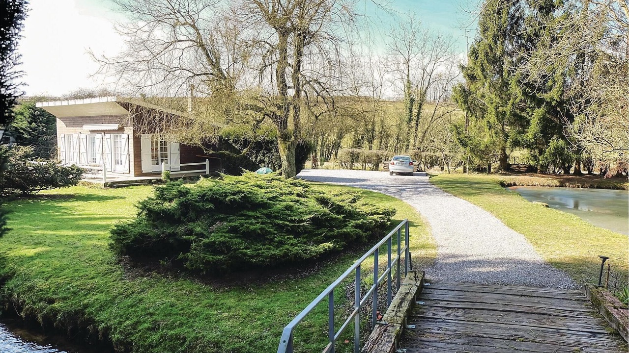 Photo of Others in Dimont