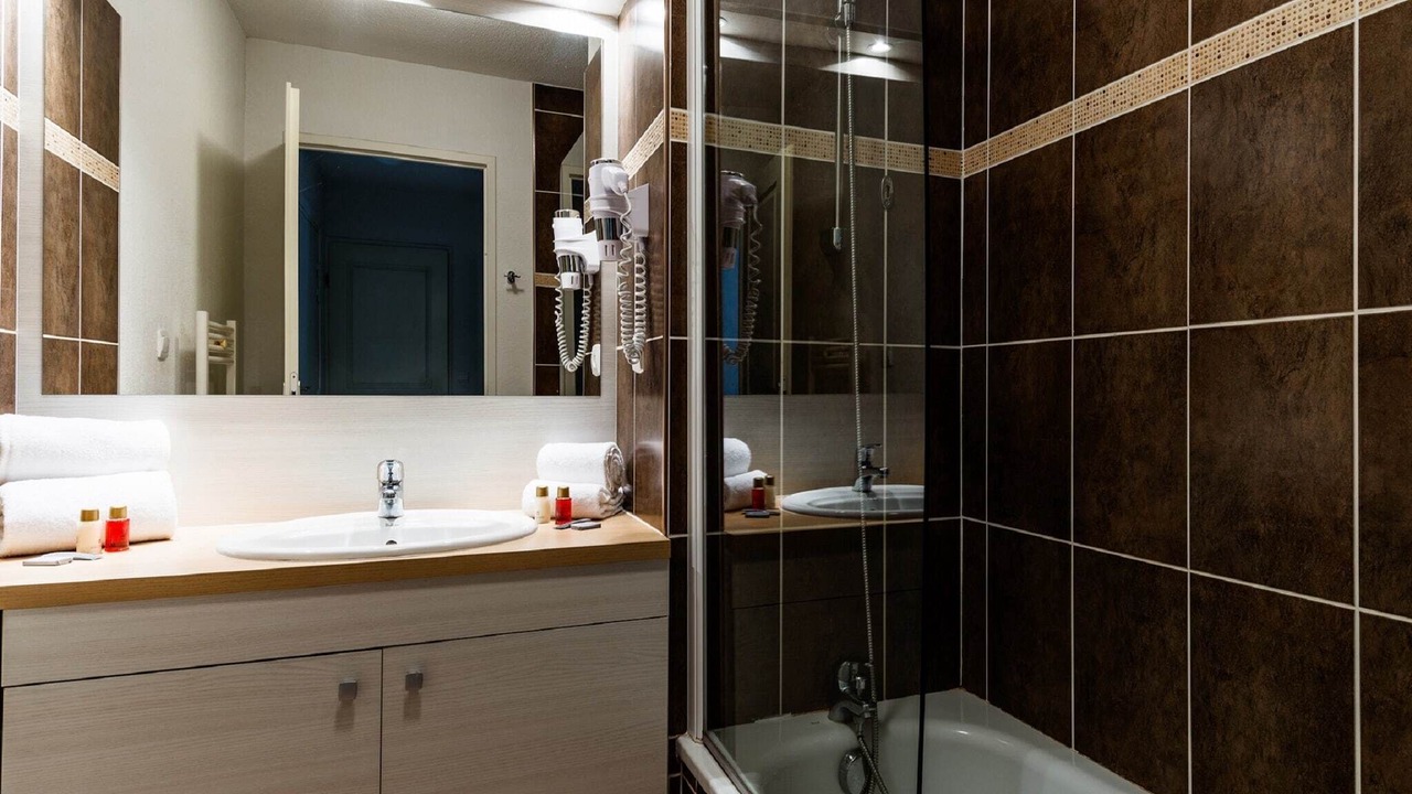 Photo of Bathroom in Saint-Mamet