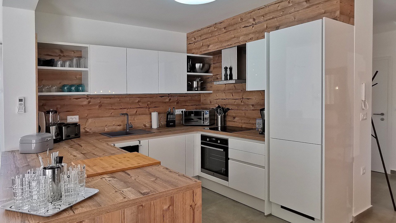 Photo of Kitchen in Tar