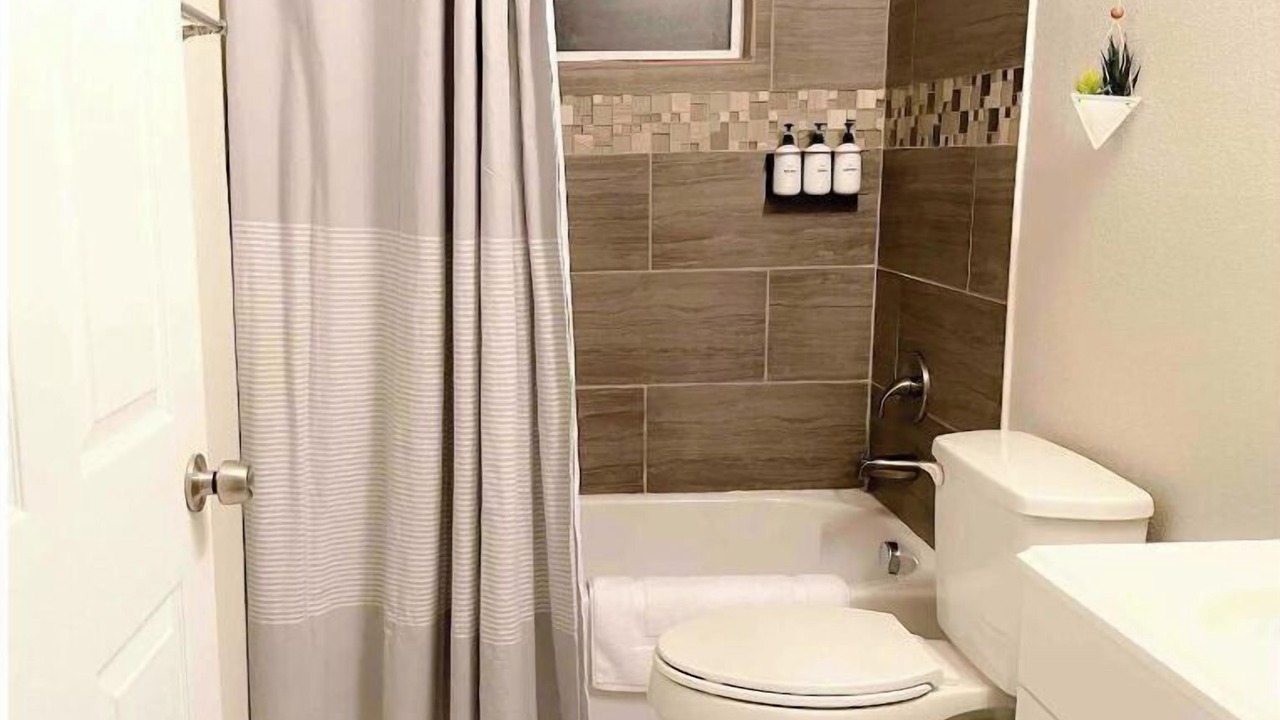 Photo of Bathroom in West Dallas