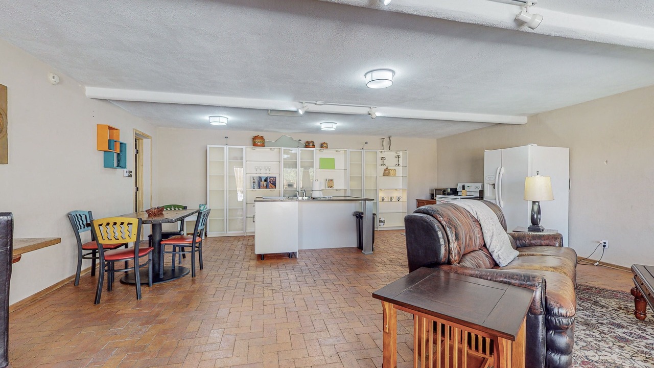 Photo of Livingroom in Nob Hill