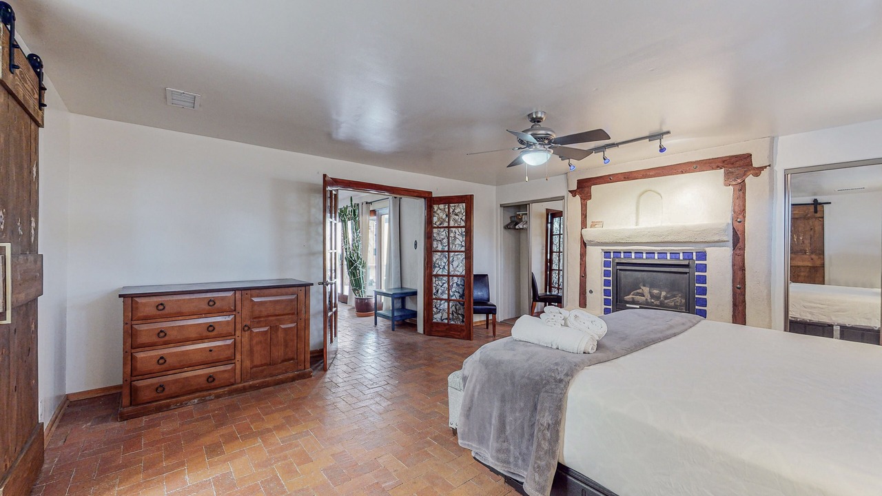 Photo of Bedroom in Nob Hill