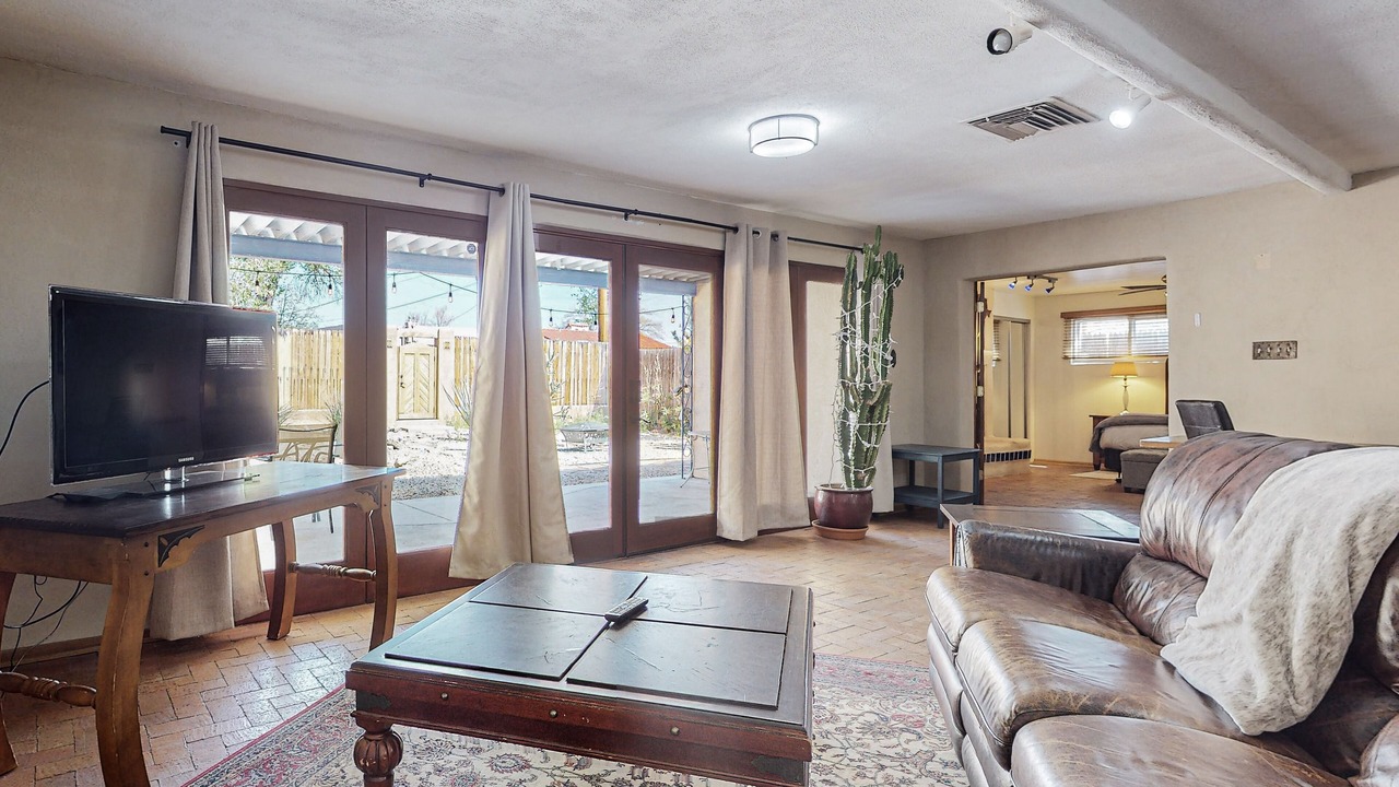 Photo of Livingroom in Nob Hill