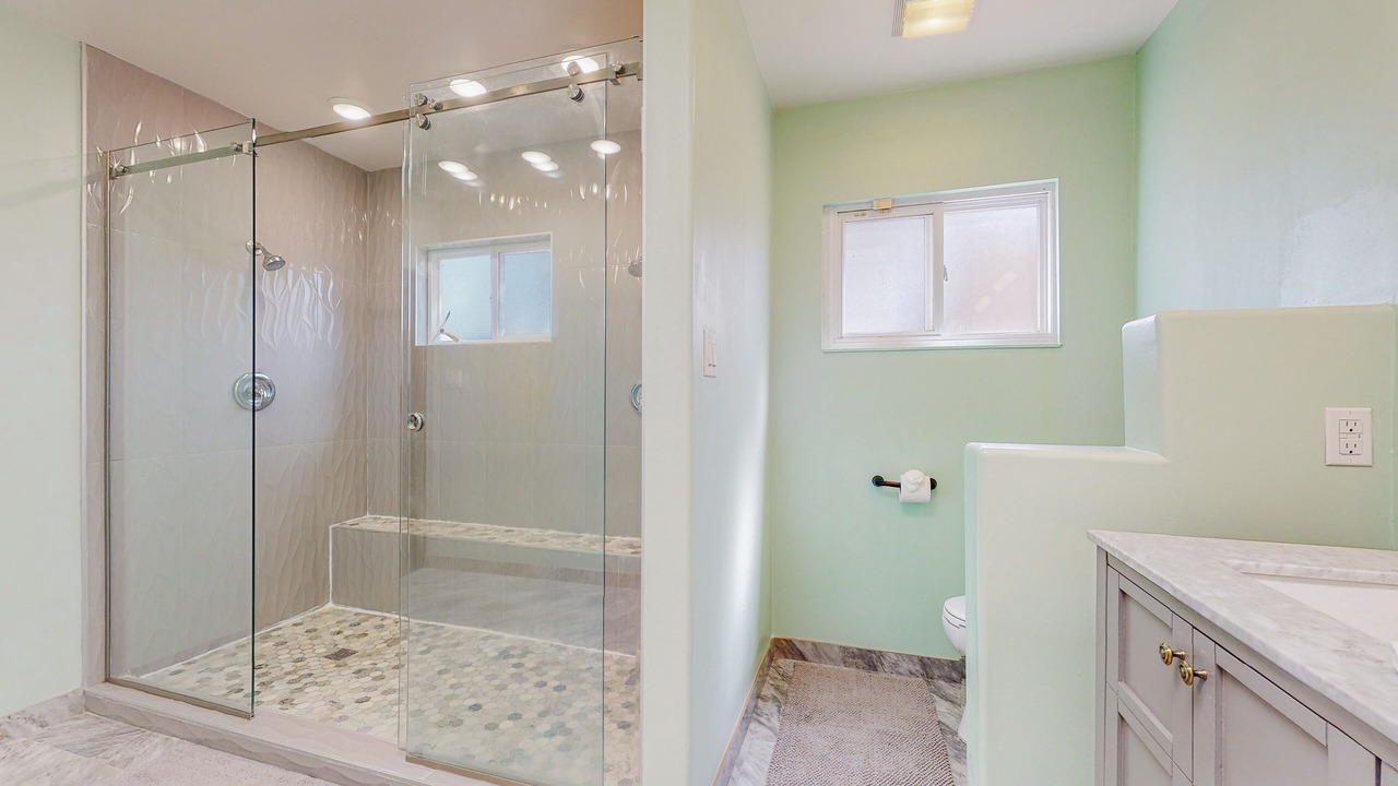 Photo of Bathroom in Nob Hill