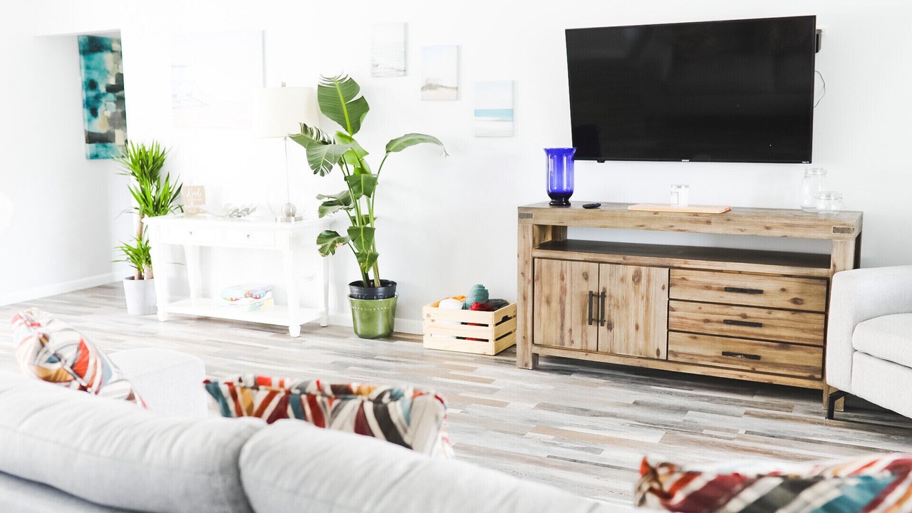 Photo of Livingroom in Whisper Walk