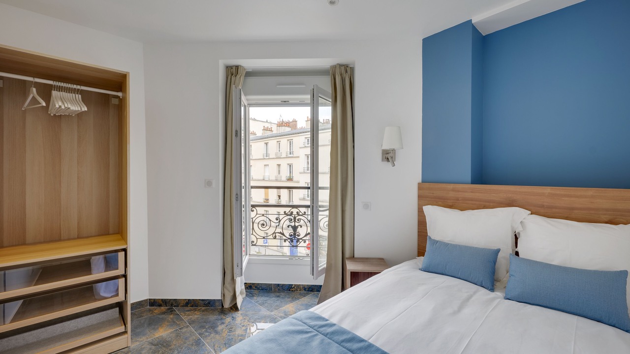Photo of Bedroom in Pere Lachaise