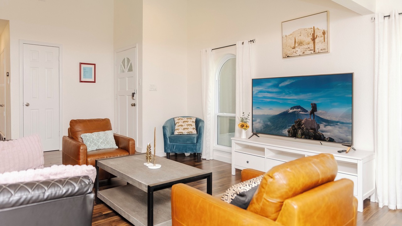 Photo of Livingroom in The Colony