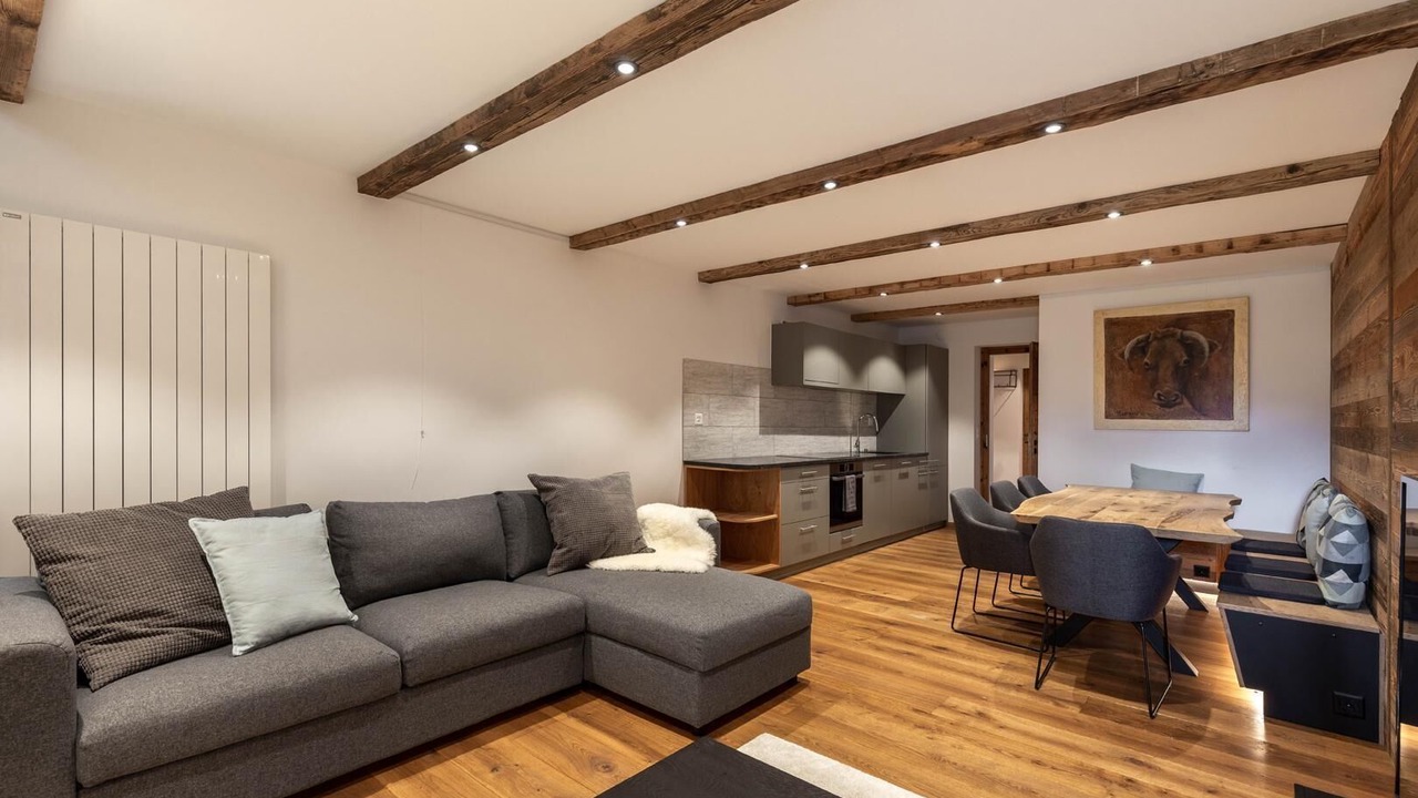 Photo of Livingroom in Lens