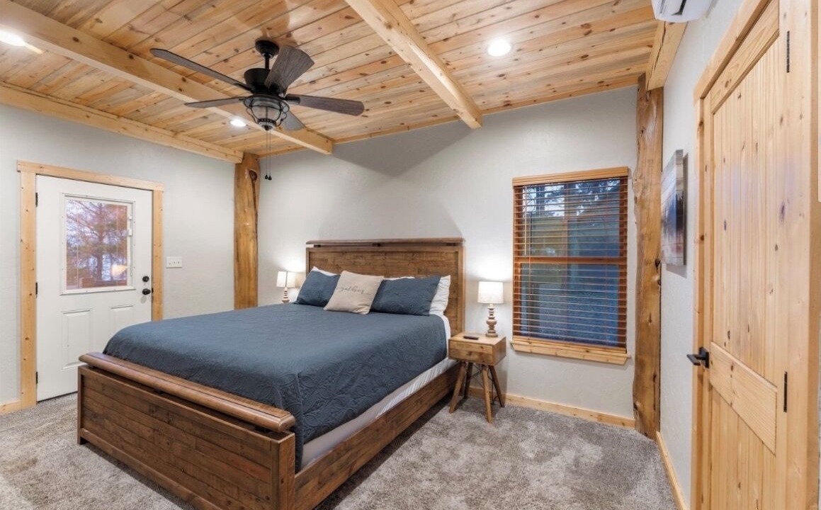 Photo of Bedroom in Karnack