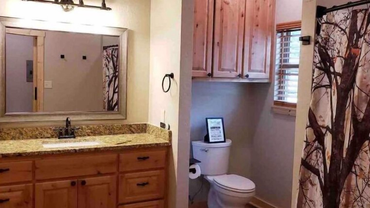 Photo of Bathroom in Karnack