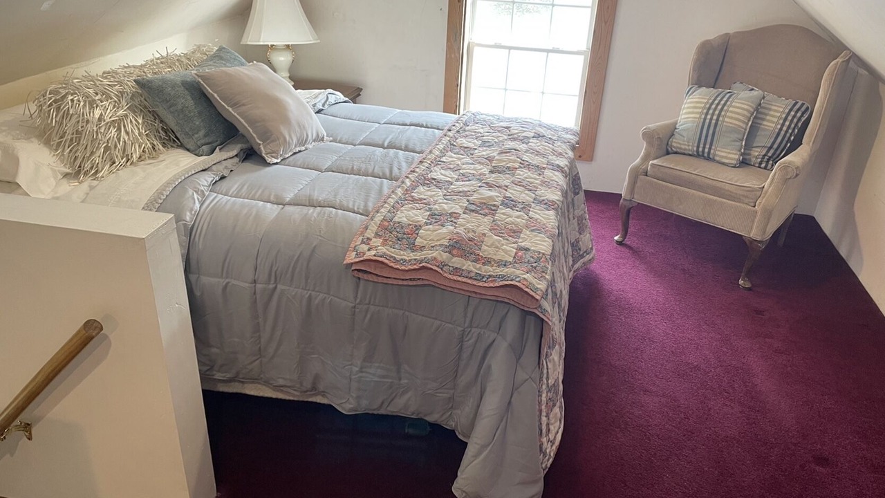 Photo of Bedroom in Newberry