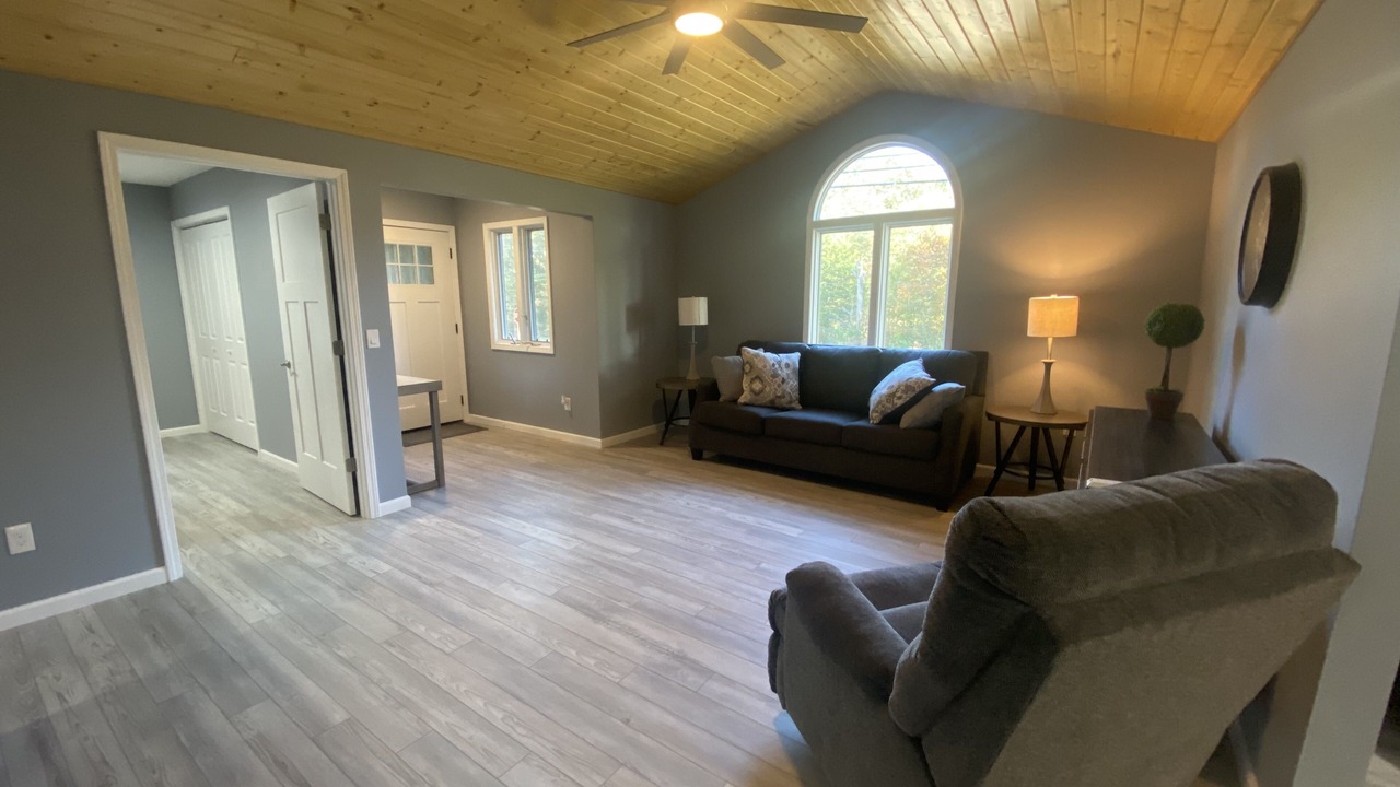 Photo of Bedroom in Lakeview