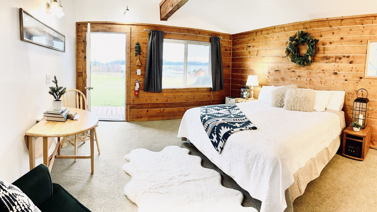 Photo of Bedroom in Kachemak