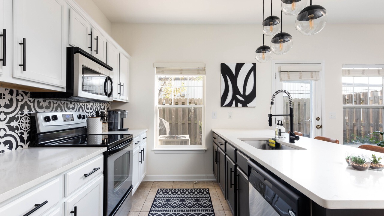 Photo of Kitchen in Hurwood Heights