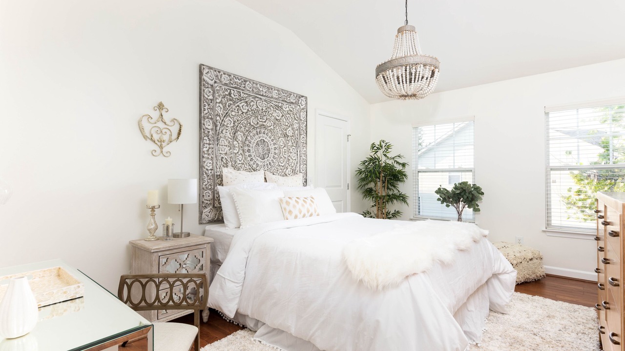 Photo of Bedroom in Hurwood Heights