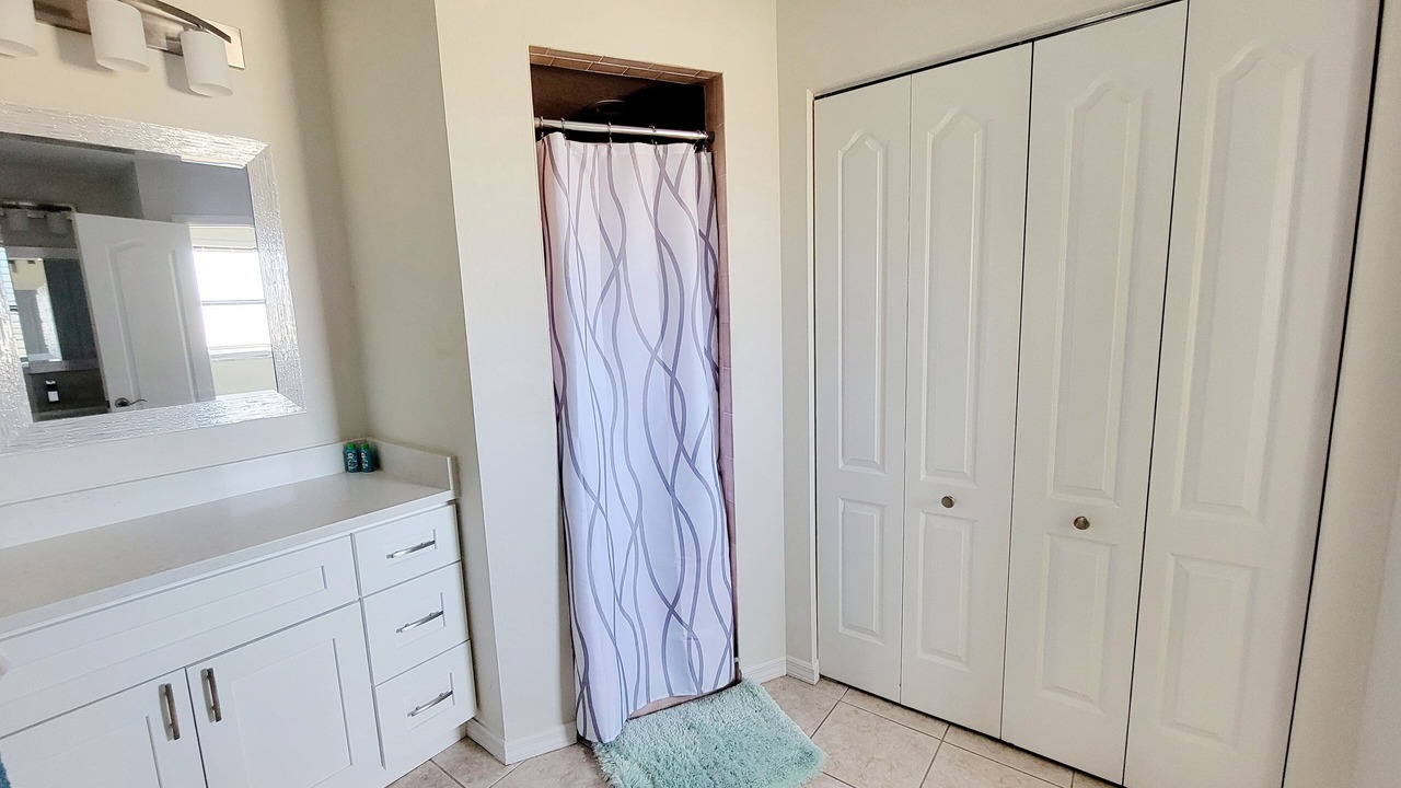Photo of Bathroom in Englewood East