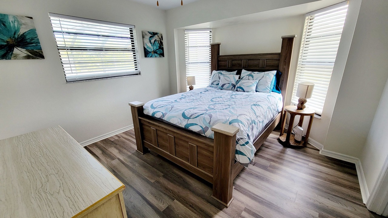 Photo of Bedroom in Englewood East