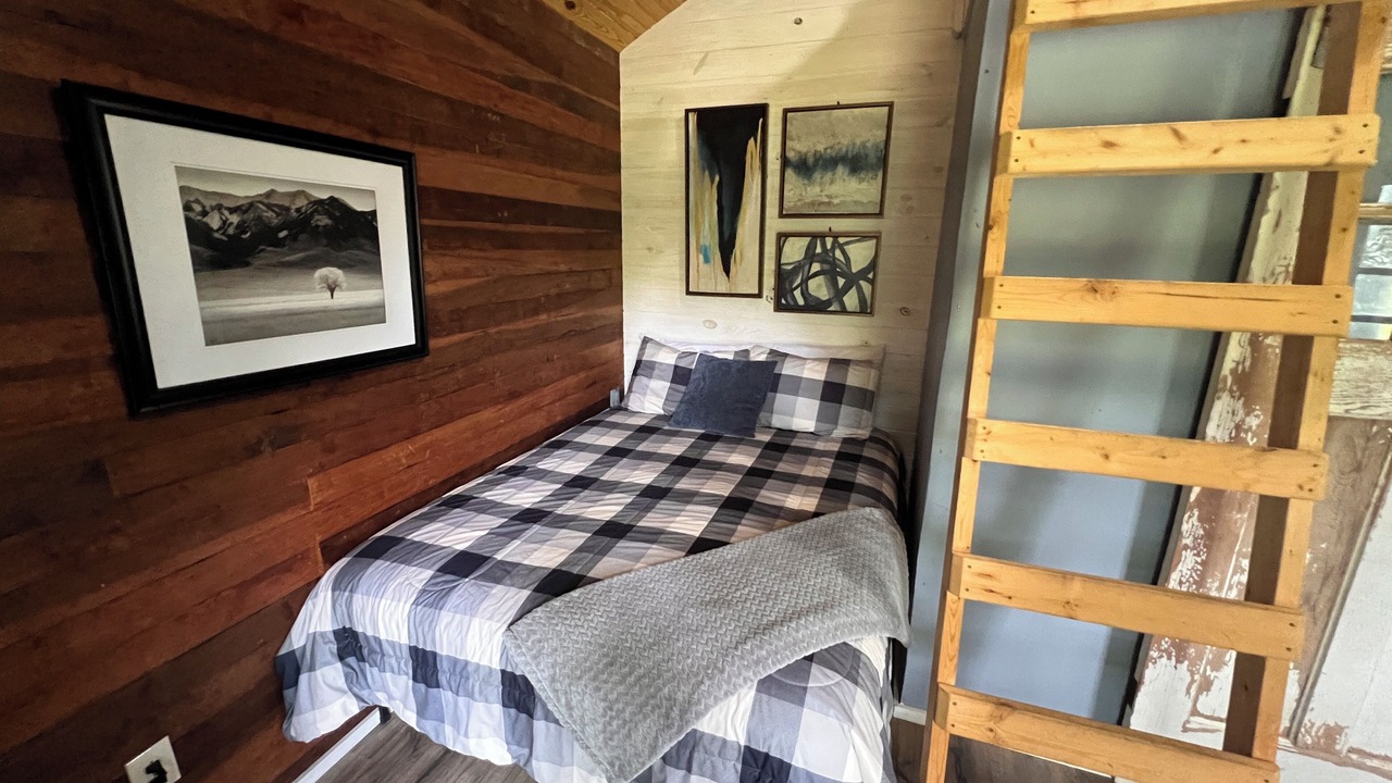 Photo of Bedroom in Fayetteville