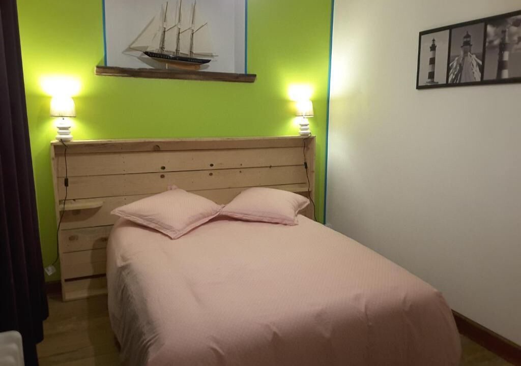 Photo of Bedroom in Le Loreur