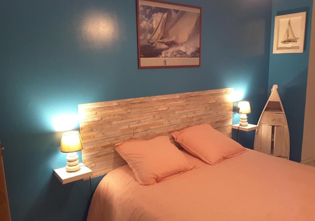 Photo of Bedroom in Le Loreur