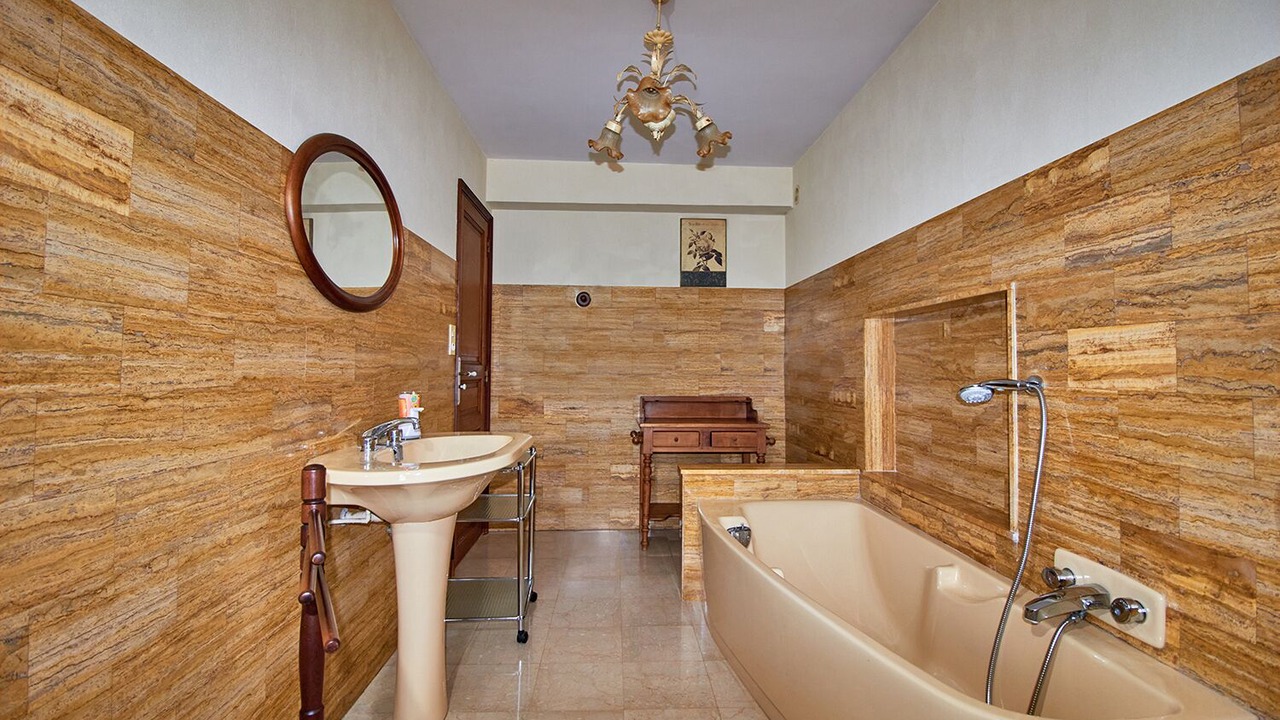 Photo of Bathroom in Pierric