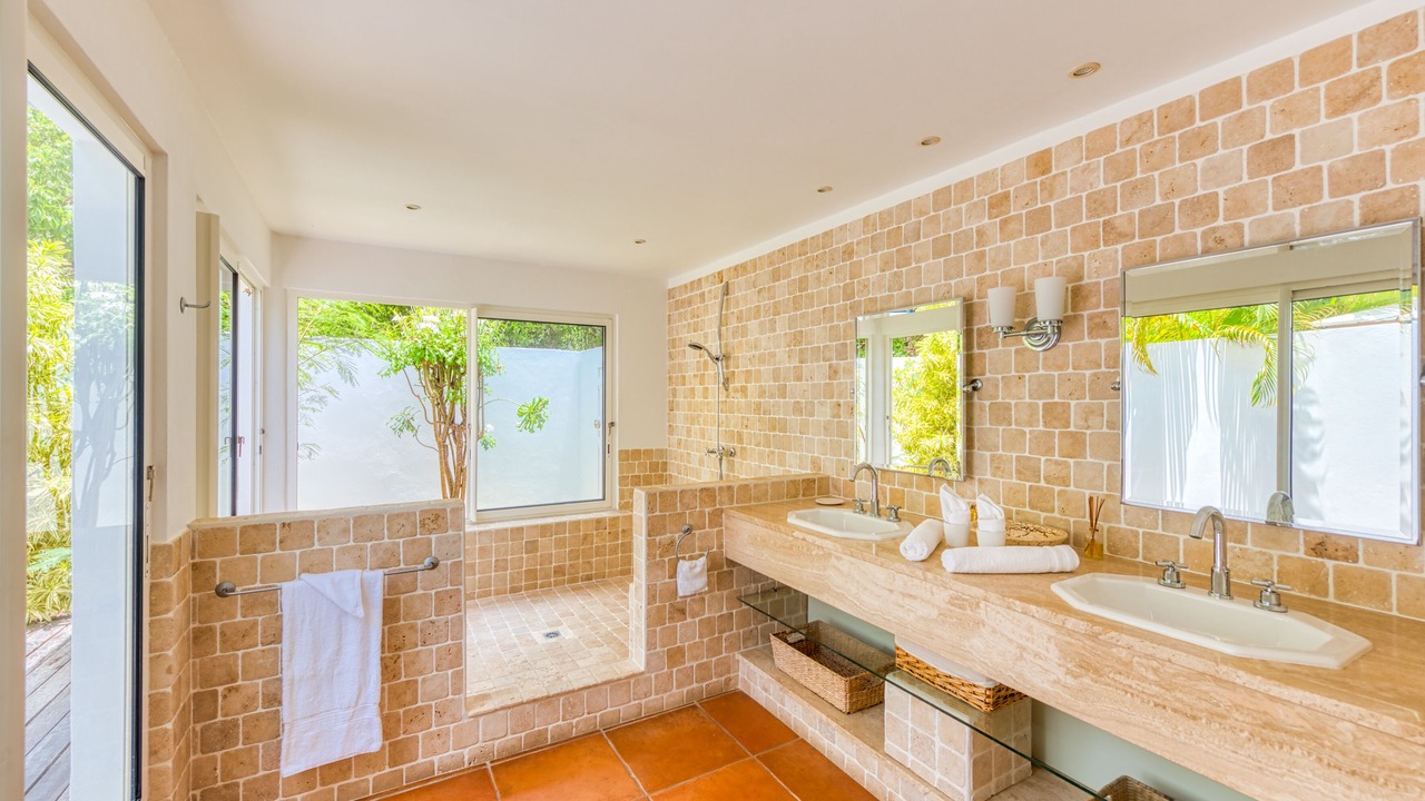 Photo of Bathroom in Les Terres Basses