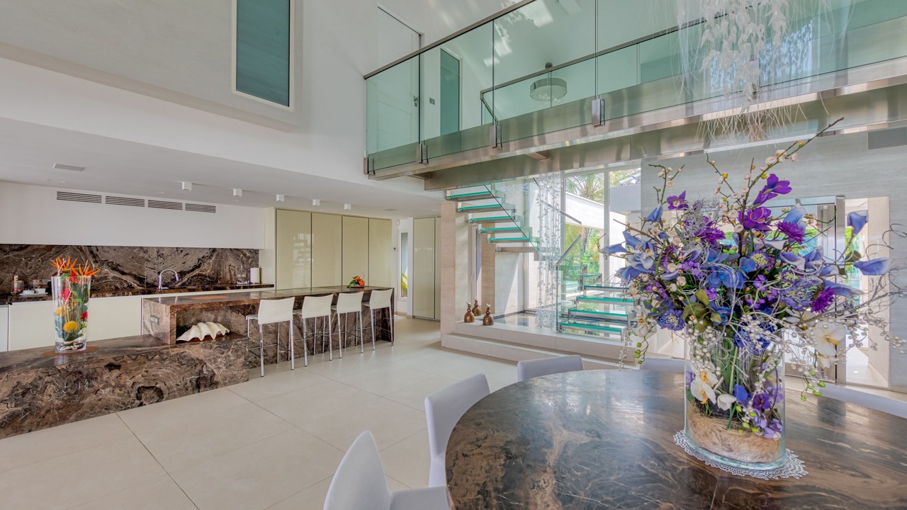 Photo of Others in Plum Bay