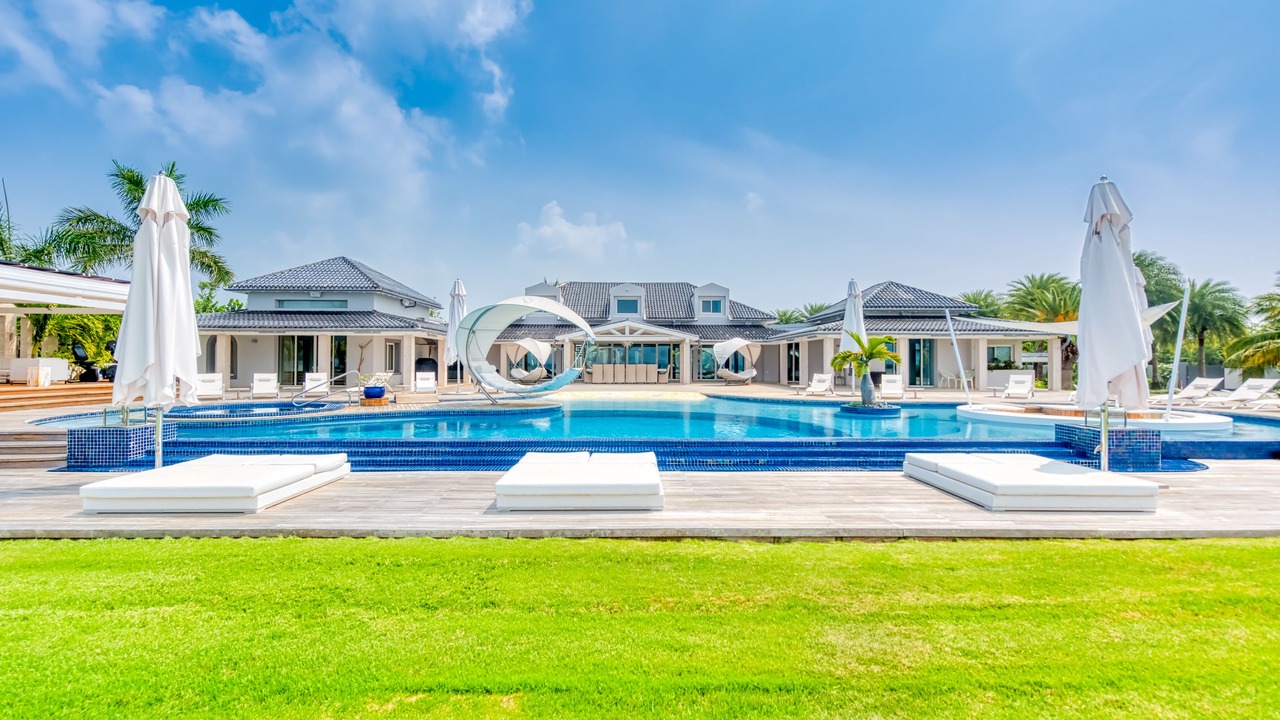 Photo of Outdoor in Plum Bay