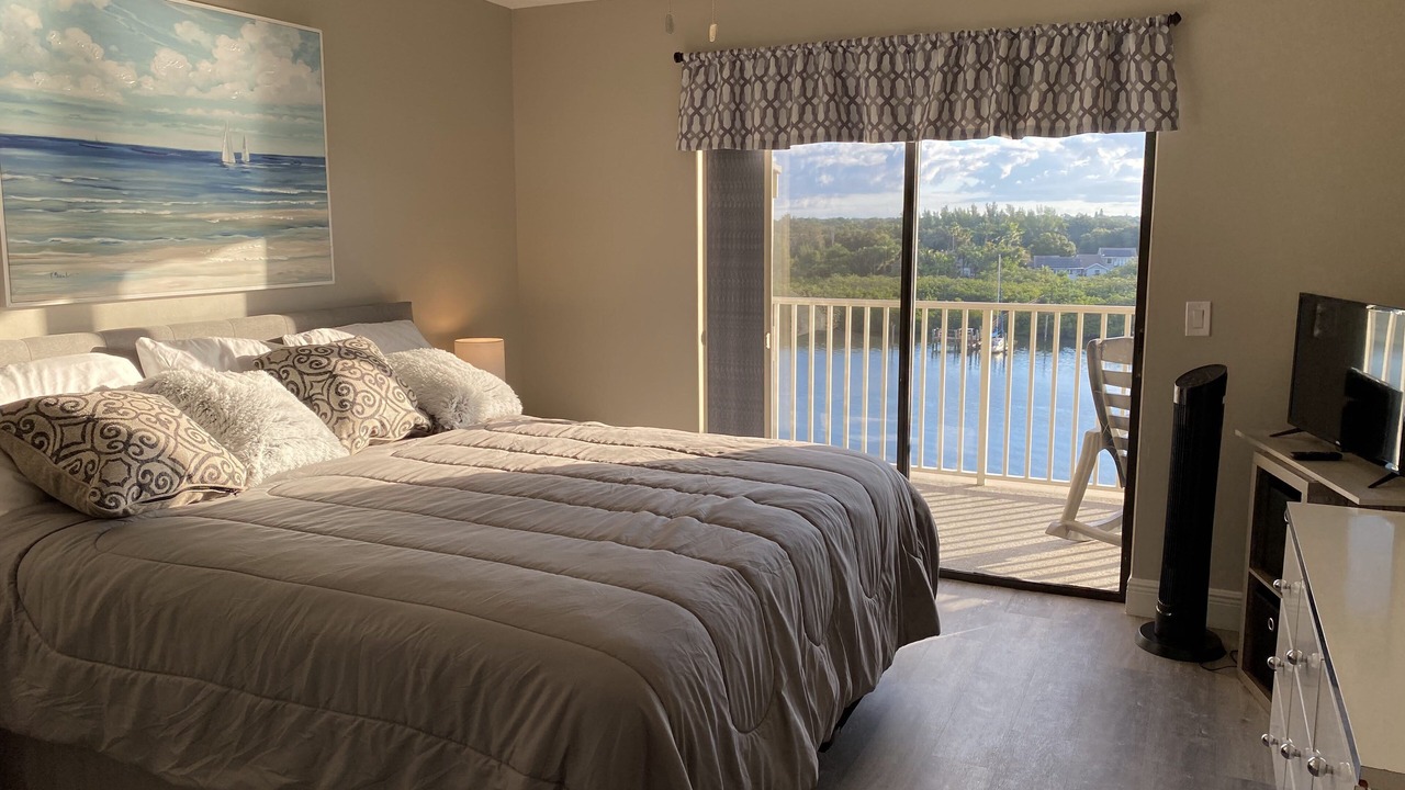 Photo of Bedroom in Indian Shores